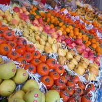 همکار در میوه فروشی شهرک پرواز