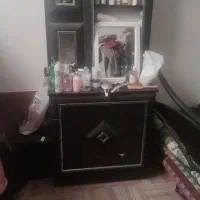 بوفه ۴ طبقه  و میز آرایشی|بوفه، ویترین، کنسول|شیراز, حافظیه|دیوار