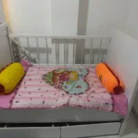 تخت و تشک بچه