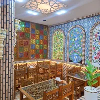 سالندار با ظاهری آراسته و مرتب