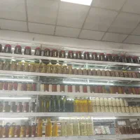 فروشنده زیتون سرا