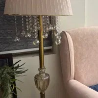 آباژور ایستاده و رومیزی