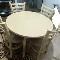 میز ناهار خوری چهار نفره