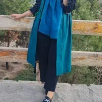 تعدادی مانتو و کت با قیمت مناسب به فروش میرسید