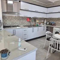 فروش آپارتمان ۱۴۸ متری / دید دریا / جمهوری