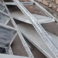 قفسه موجود میباشد