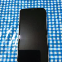 گوشی آیفون ۱۱نرمال