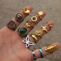 تسبیح چاقو انگشتر گوشواره پابند گردبند کلکسیونی|کلکسیون اشیاء عتیقه|اردبیل, |دیوار