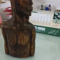 مجسمه چوبی  کار دست
