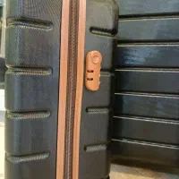 چمدان دلسی|کیف، کفش، کمربند|قم, لسانی|دیوار