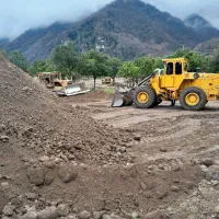 فروش لودر ولو ۴۴۰۰