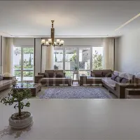 خانه ویلایی پلاک سوم خیابان