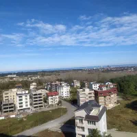 گلسرخی ۱۴۰ متر سه خوابه نوساز،لاکچری