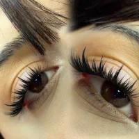 کاشت مژه تخفیفی