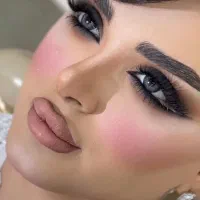 میکاپ همراه با شینیون با قیمت استثنائی|خدمات آرایشگری و زیبایی|اردبیل, |دیوار