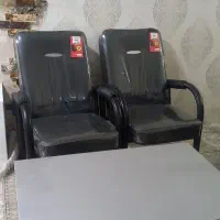 میز و صندلی