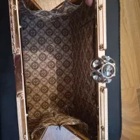 کیف مجلسی|کیف، کفش، کمربند|تبریز, |دیوار