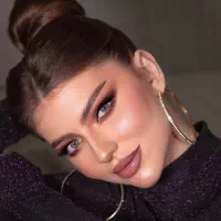 میکاپ و شینیون رنگ و لایت و کراتین و فیشال پوست