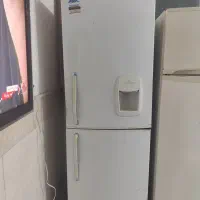 یخچال خانگی تمیز و سالم وسرحال