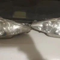 یک جفت چراغ جلو ۲۰۶