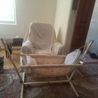 گهواره نوزاد|تخت و صندلی بچه|کرج, حصارک بالا|دیوار