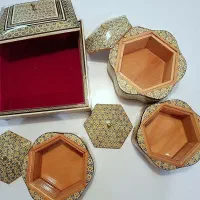 ظروف پذیرایی شیرینی‌ خوری خاتم اصل چوبی