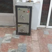 گاو صندوق بسیار تمیز و نو