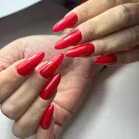 کاشت و ترمیم ناخن با متریال حرفه ای