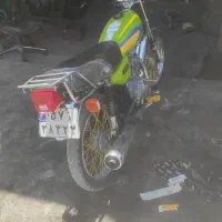 دو دستگاه موتور سیکلت 125و200