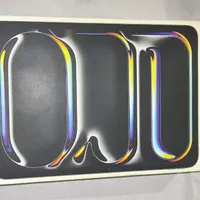 iPad pro 2024 در حد نو