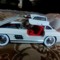 ماکت فلزی ماشین بنز