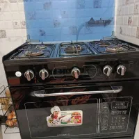 اجاق گاز در حد نو ۵ شعله