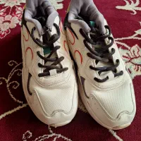 کفش اسپورت بچه گانه سایز 35