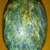 گوهر سنگ کیانیت