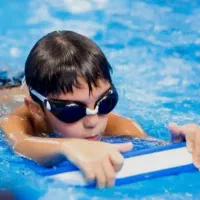 آموزش شنا به صورت حرفه ای