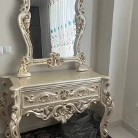 آینه و کنسول