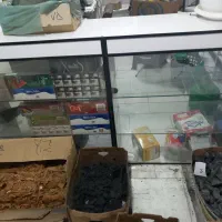 حراج شد پیشخوان و لوازم مغازه