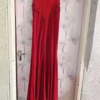 لباس مجلسی|لباس|رشت, توشیبا|دیوار