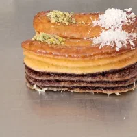 کارگر ساده یاوردست خشک کار قنادی