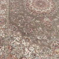 ۲ تخته فرش ۹ متری هفتصد شانه اصل   ۱۵ میلیون تومان