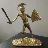 مجسمه برنزی