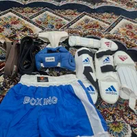 لوازم کامل کیک بوکس و ۲تا کمربند مشکی و قهوه ای