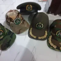 کلاه وکمربند نظامی