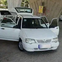 بی نظیر