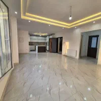 واحد تجاری ۲ خواب ۸۵متری رو به خیابان