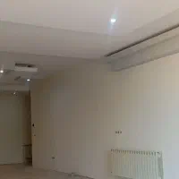 نقاش نقاشی ساختمان