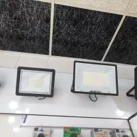 فروش انواع پرژکتور با گارانتی تعویض