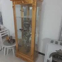 ویترین طلایی چهار طبقه قفل دار|بوفه، ویترین، کنسول|اصفهان, فردوان|دیوار
