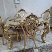 میز و صندلی غذاخوری  ۴ نفره پلیمری رنگ طلایی مات|میز و صندلی غذاخوری|رشت, گلباغ نماز|دیوار