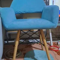 دو عدد صندلی در حد نو